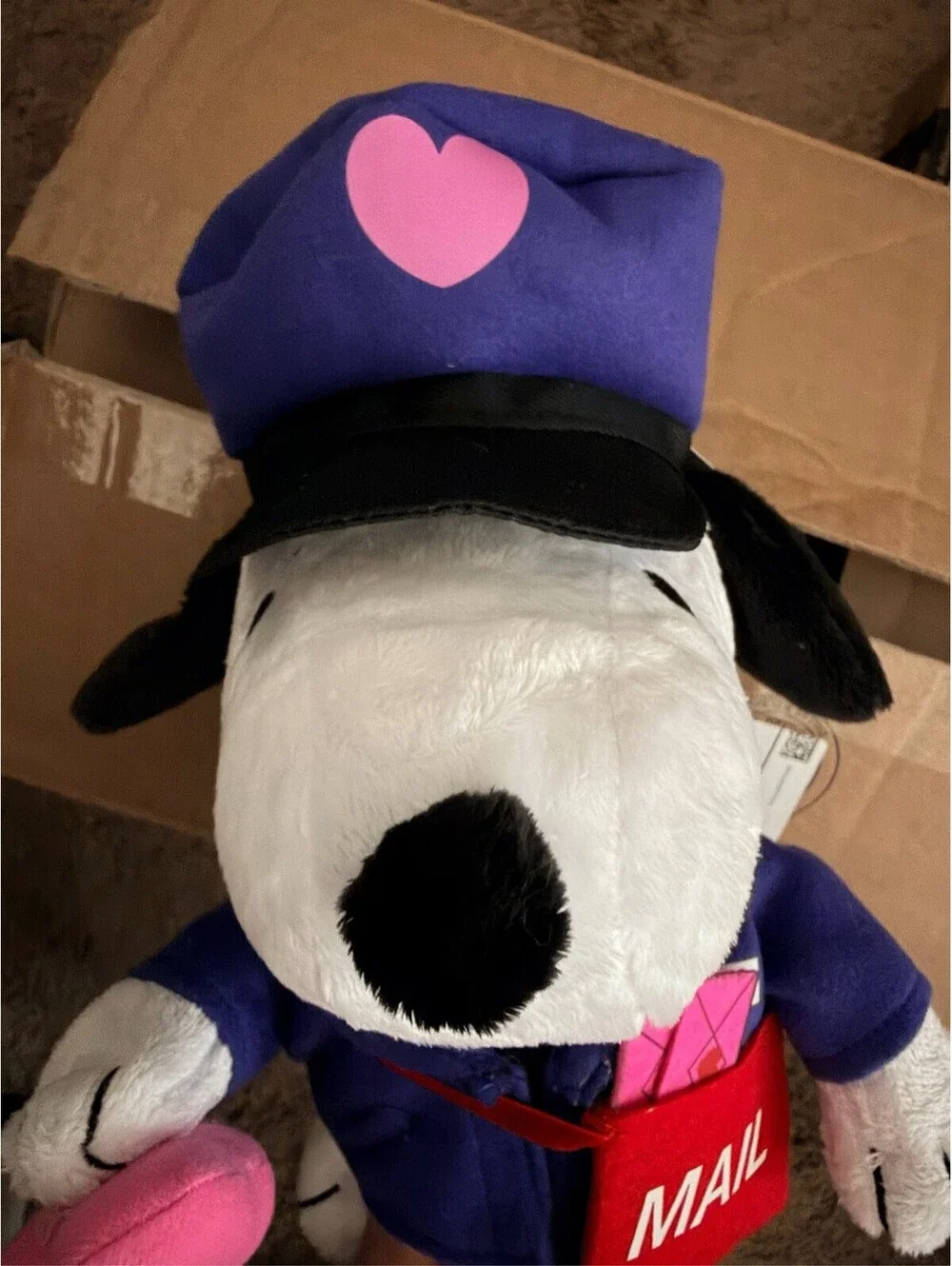 Peanuts Snoopy Mailman Plush 11” Valentine's Day Heart Mail Carrier